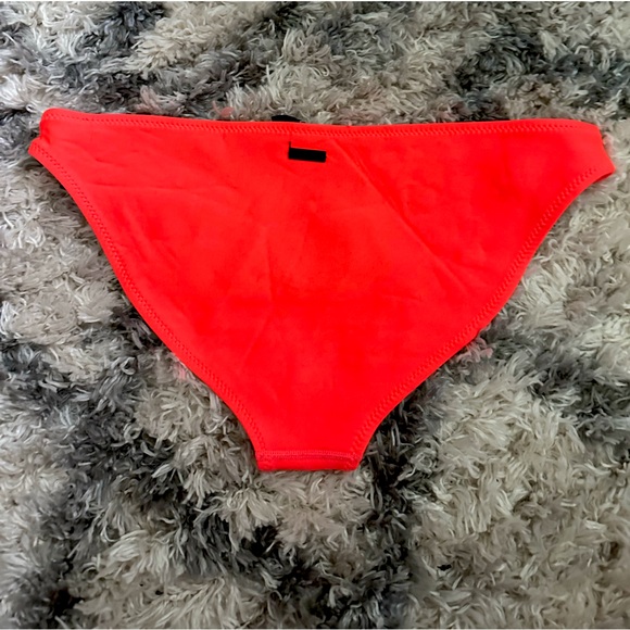 Triangl Swim Bottoms - Picture 2 of 3